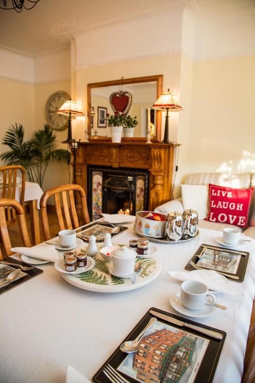 Shantalla Lodge Bed And Breakfast Santry Bagian luar foto