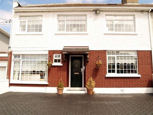 Shantalla Lodge Bed And Breakfast Santry Bagian luar foto