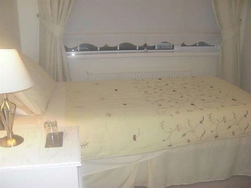 Shantalla Lodge Bed And Breakfast Santry Bagian luar foto