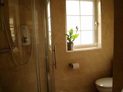 Shantalla Lodge Bed And Breakfast Santry Bagian luar foto