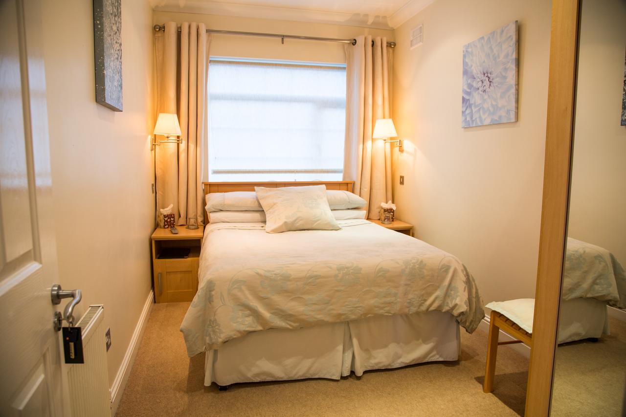 Shantalla Lodge Bed And Breakfast Santry Bagian luar foto