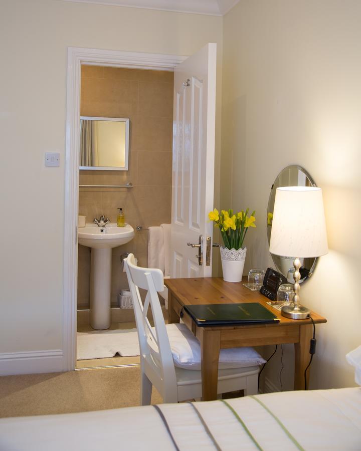 Shantalla Lodge Bed And Breakfast Santry Bagian luar foto
